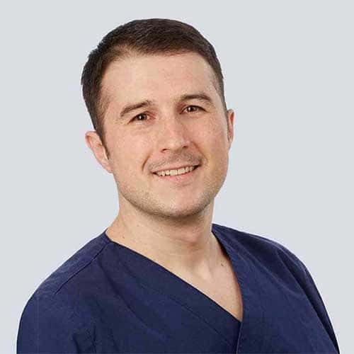 Dr.Vladimir-Vojinovic-stomatolog-zubar-nemacki-kutak-hamburg-01